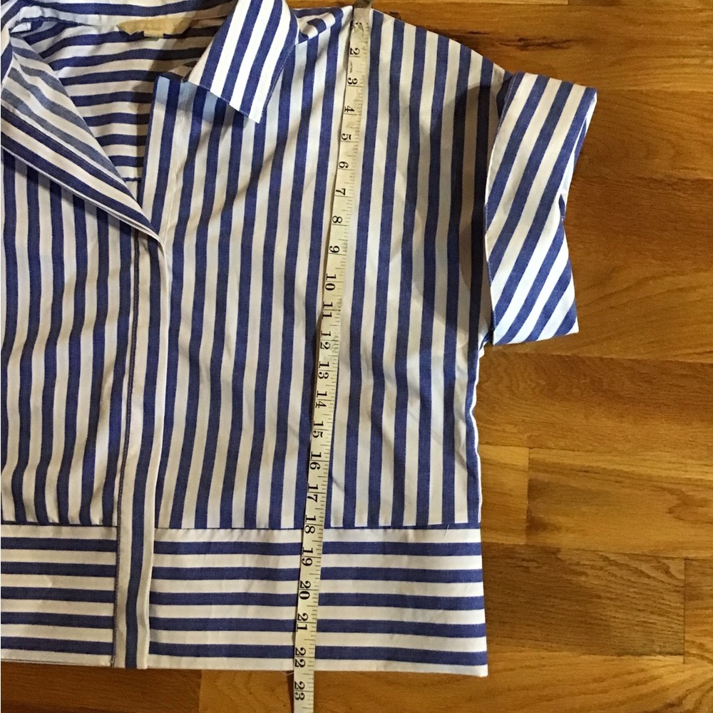 Women’s size large, hope & Harlow short sleeve top blue and white - Picture 9 of 10